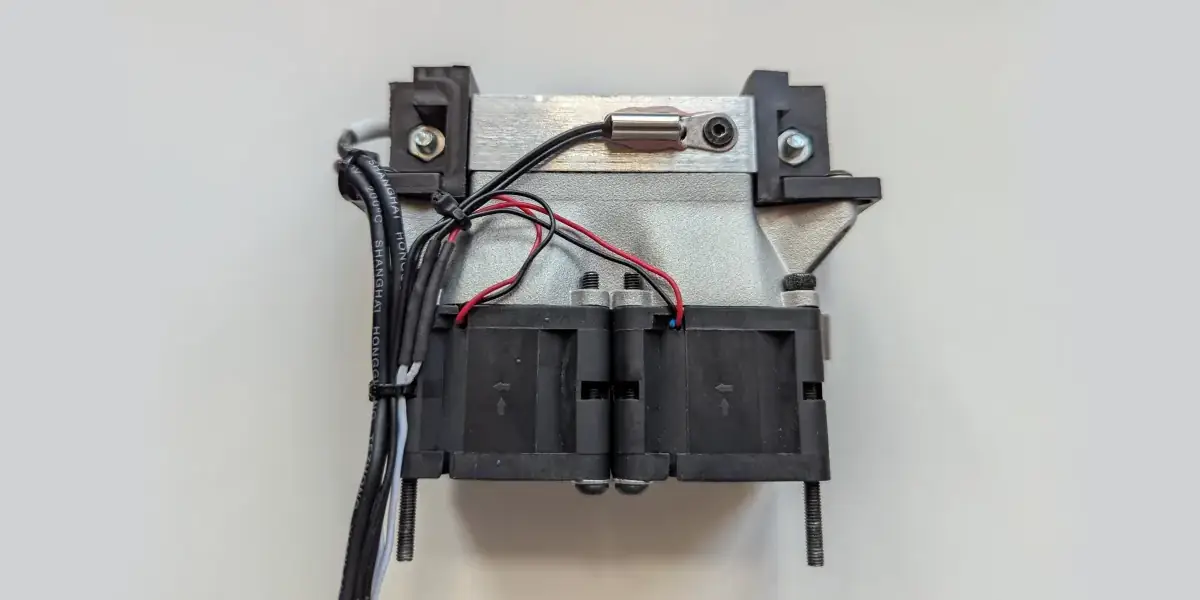 Chamber Heater for Ants